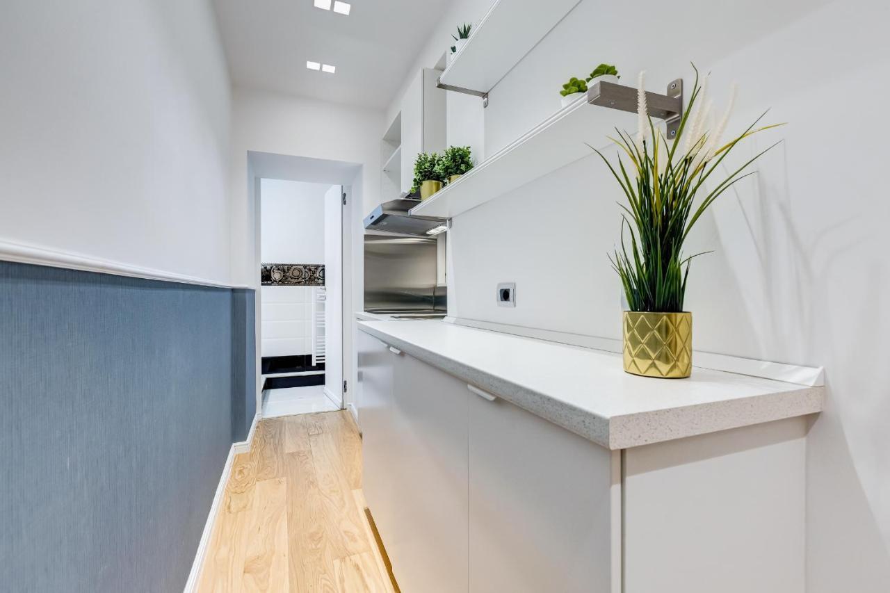 Glamour Studio - Spanish Steps โรม ภายนอก รูปภาพ