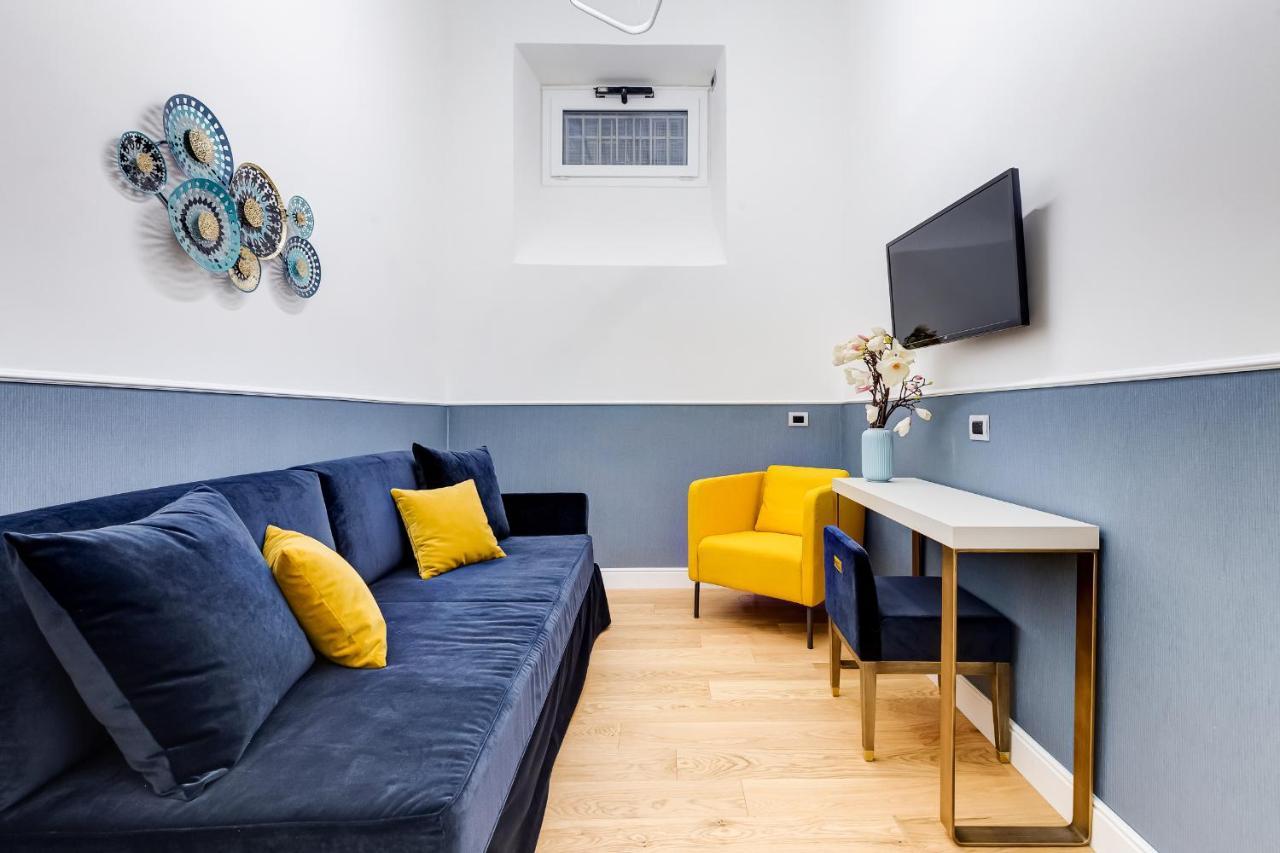 Glamour Studio - Spanish Steps โรม ภายนอก รูปภาพ